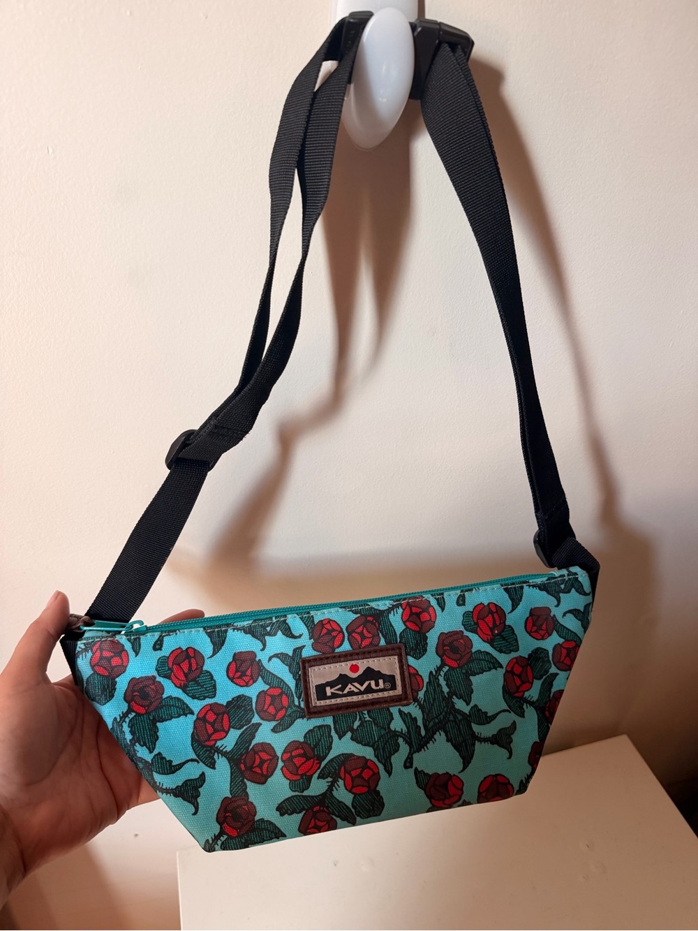 Kavu Teal and Red Rose Pattern waist Bag sling crossbody